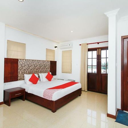 Hotel Queensbury Malabe Kaduwela Exterior foto